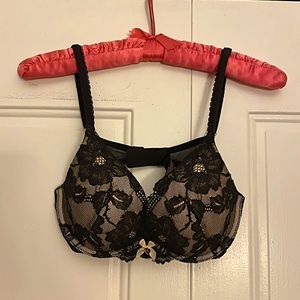 Body by Victoria VS push-up bra